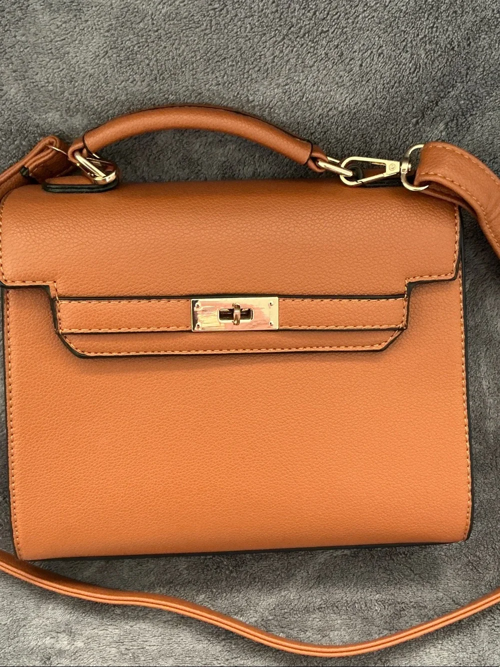 Unbranded tone bag 25”